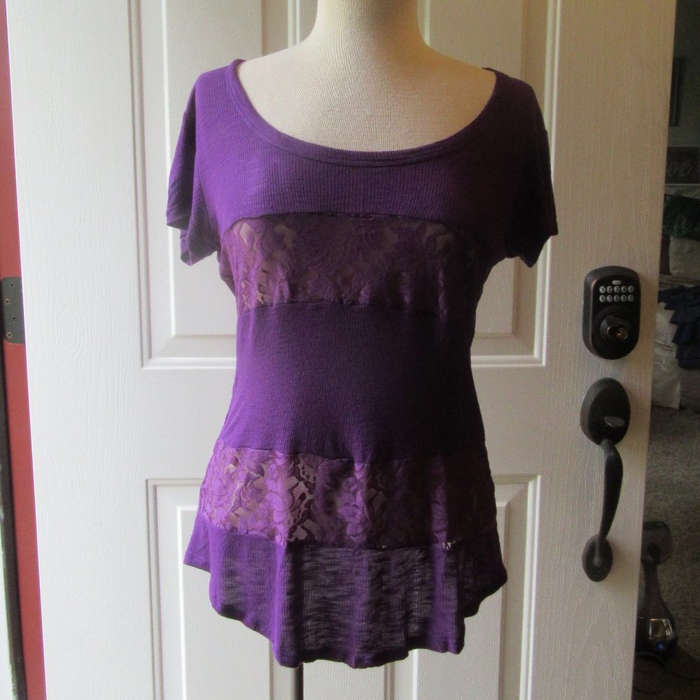 Purple h.i.p. Mixed Media Cotton & Lace Short sleeve Tshirt Sz M 90s whimsigoth